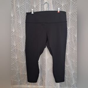 Lululemon brand Women's size 18, Wunder Under High Rise, 7/8 tight leggings